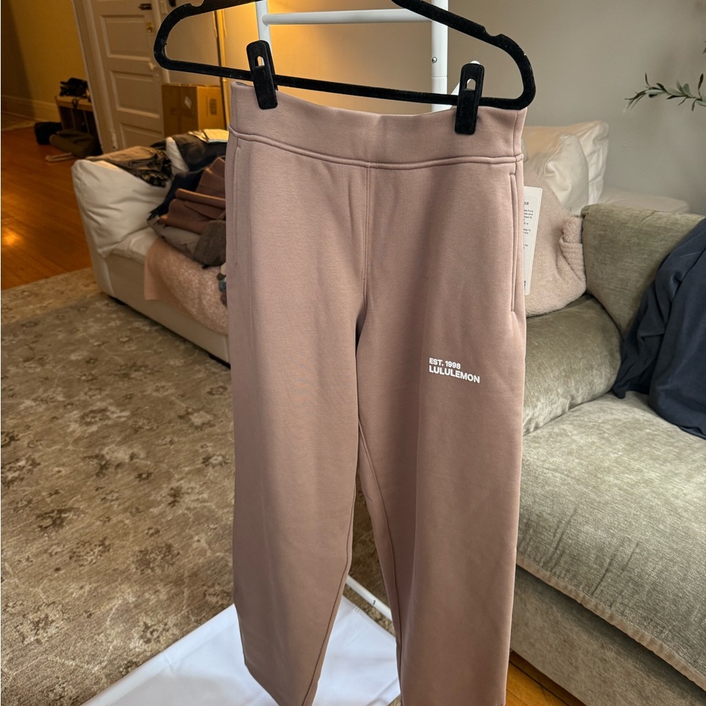 NWT Lululemon Sweatpant